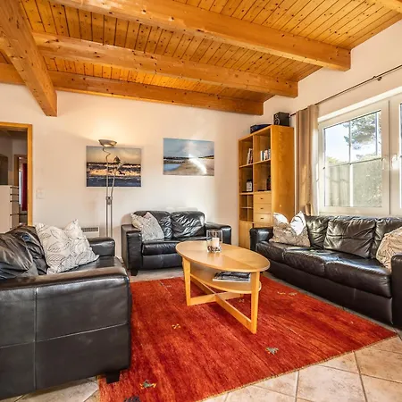 Rosenberg Haus 16a * Zingst